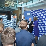 Cyfrowe Patrole wyznaczają trendy – uczniowie pomagają Polakom w przejściu ...