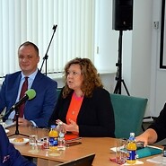 Prezes UKE rozpoczął dyskusję na temat dostępu do sieci pocztowej